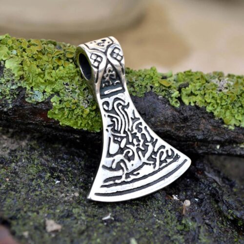 Фото латунный кулон секира Перуна